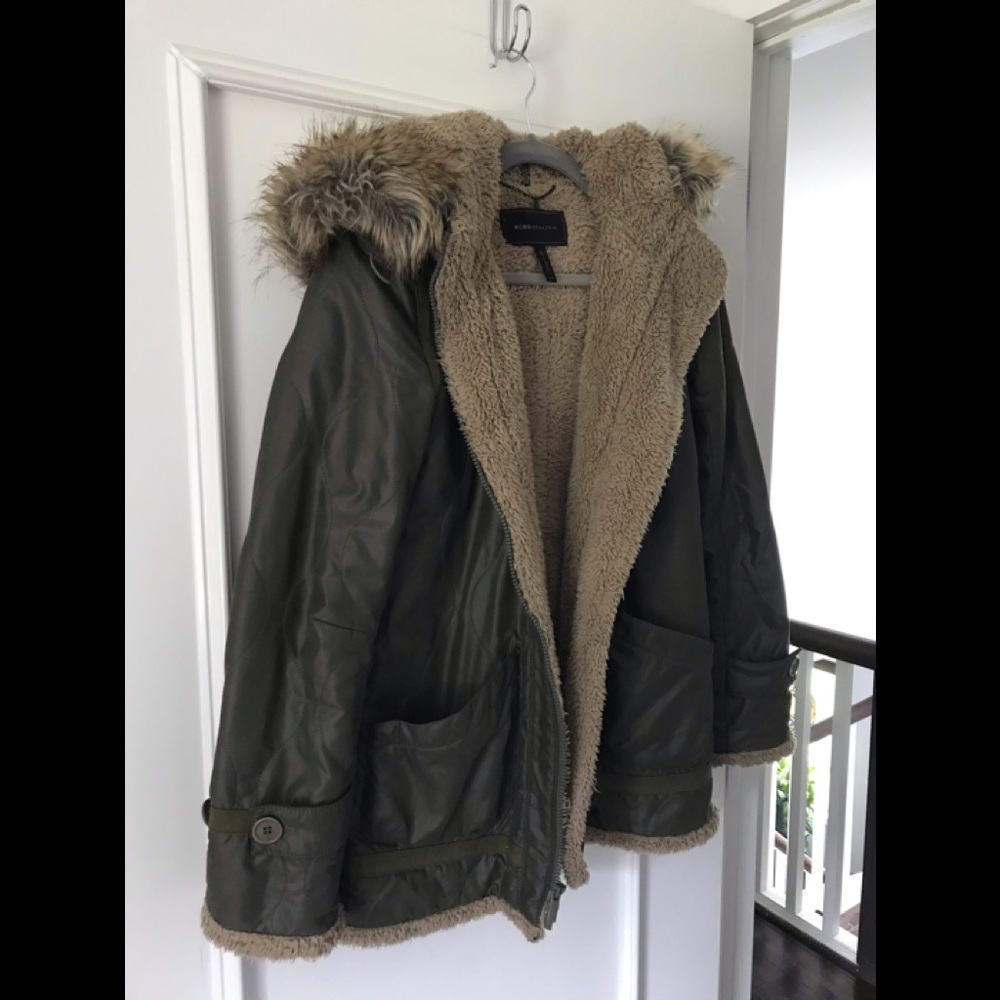 BCBGMaxAzria Olive Green Teddybear Army Jacket With Faux Fur Hood & Zipper - Picture 9 of 14
